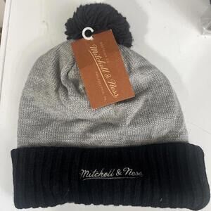 BRAND NEW MITCHELL AND NESS SAN ANTONIO SPURS BEANIE